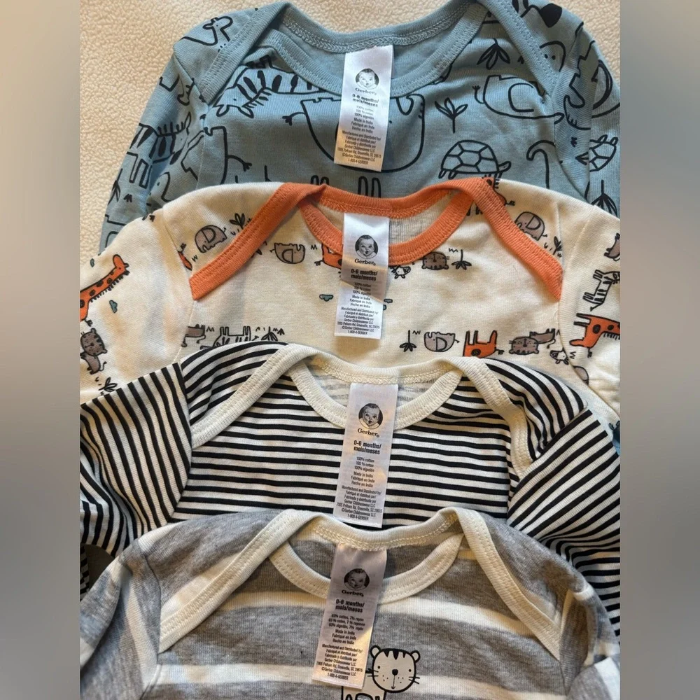 Gerber Baby 4-Pack Sleep Gowns Jungle Safari Animals 0-6m w/Mitten Cuffs NWT